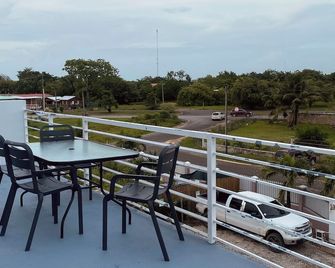 The Ansen Place - Belmopan - Balcon