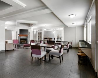 Baymont by Wyndham College Station - College Station - Resepsjon