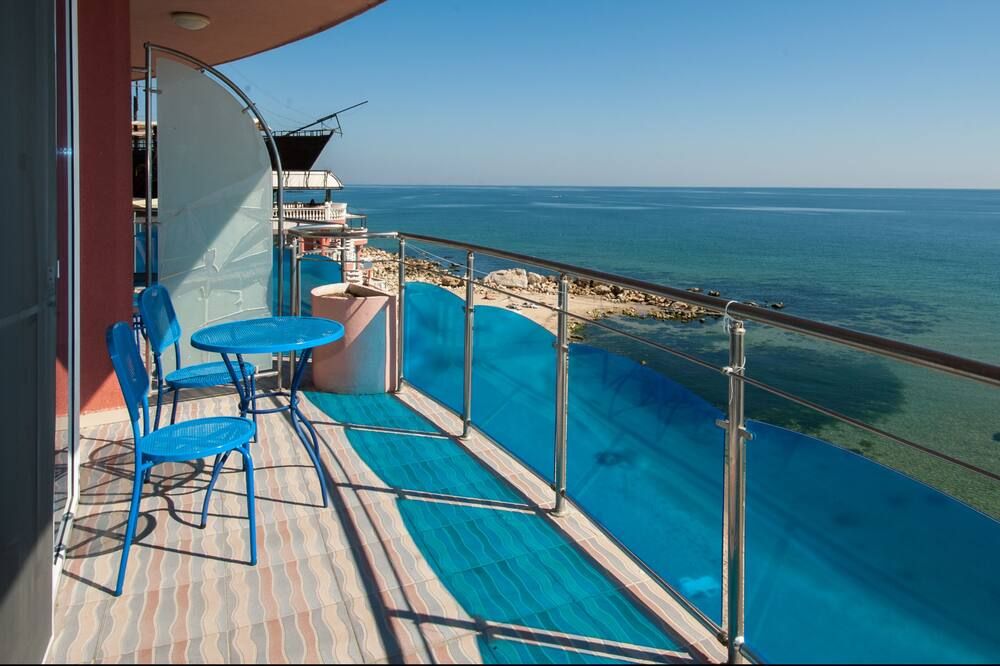 سيريوس بيتش هوتل آند سبا