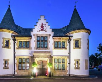 DoubleTree by Hilton London Heathrow Airport - Hounslow - Edificio