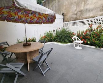 Casa Recife Pousada - Recife - Pátio