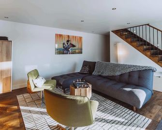 Chalet Kabana Spa au bord du lac - Saint-Zénon - Salon