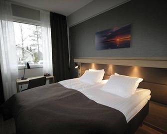 Hotelli Toivola - Kemi - Bedroom