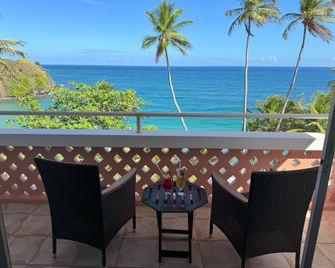 Blue Haven Hotel - Scarborough - Balcón