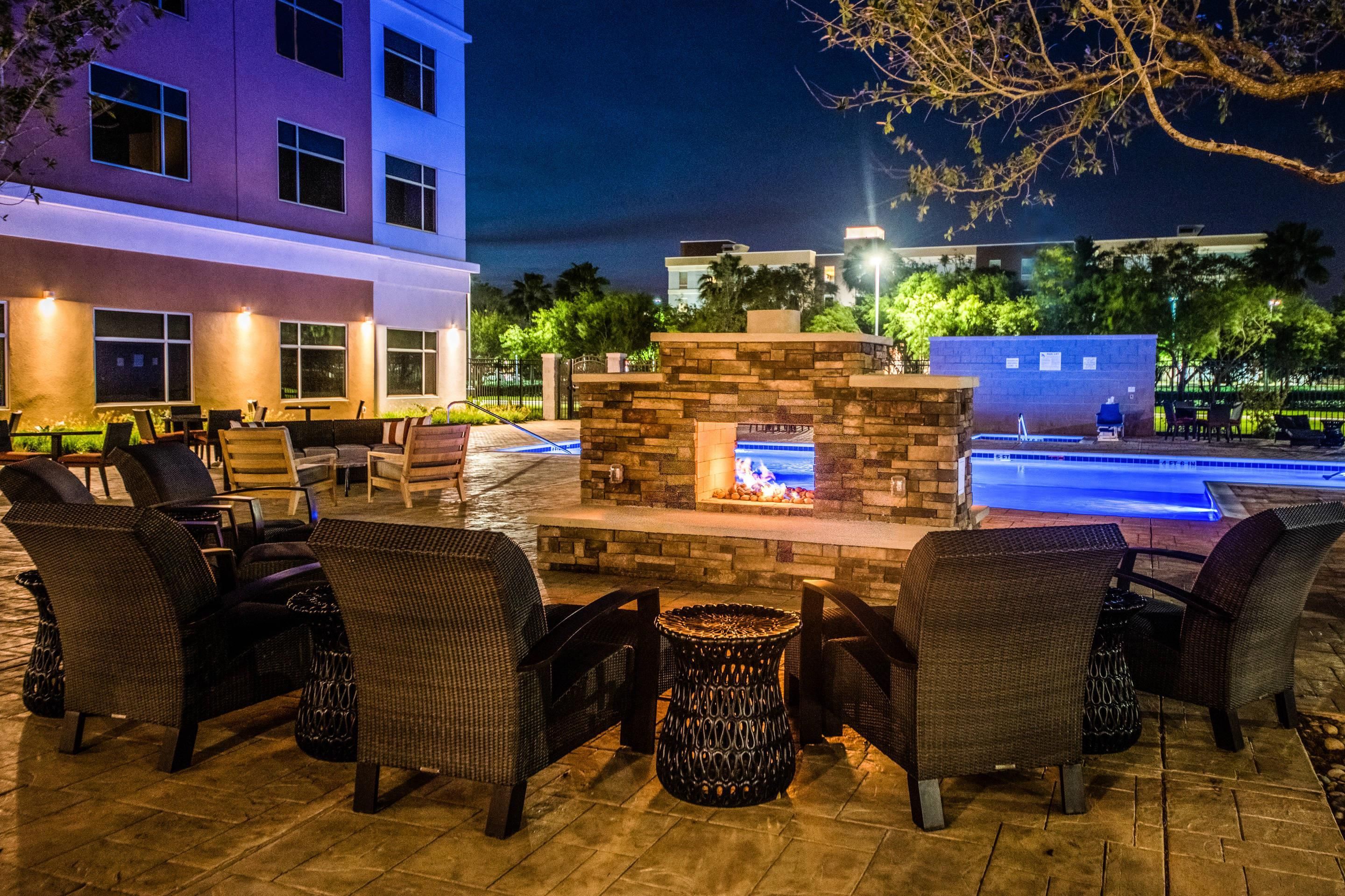 Cambria Hotel & Suites Mcallen Convention Center - מק'אלן - בריכה