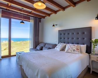 Posada Punta Ballota - Suances - Bedroom
