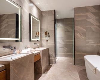 Brigh Radiance Garden Hotel - Yantai - Bedroom