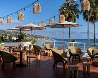 Casa Loma Beach Hotel - Laguna Beach - Patio