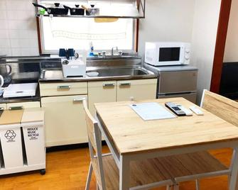 Apartment in Kochi - Kochi - Kitchen