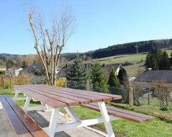 An attractive apartment in Gerolstein - Gerolstein - Innenhof