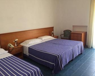 B&b La Scogliera - Le Castella - Chambre