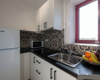 Abeloessa Methonian Hospitality - Foinikounta - Cocina