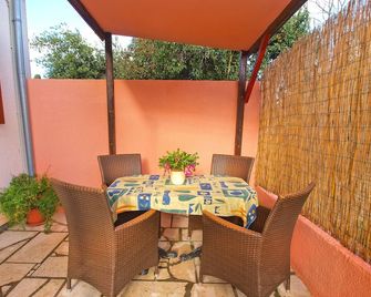 Apartments Centar 365 - Fažana - Patio