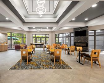 La Quinta Inn & Suites by Wyndham Raleigh Cary - Cary - Restaurante