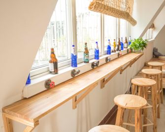 Sanxi Youth Hostel - Guilin - Bar