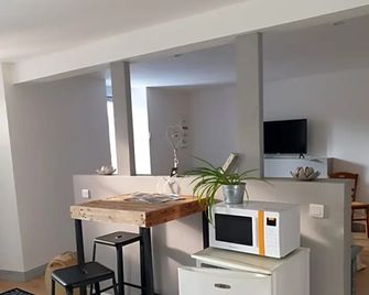 La jolie chambre - Cognac - Cuisine