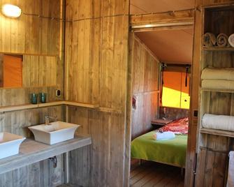 Bedouine style glamping lodge in mini resort. - Casal dos Carvalhos - Habitación