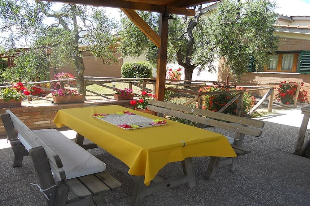 La Villetta - Montaione - Innenhof
