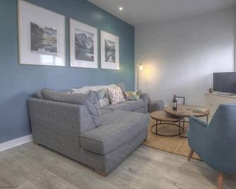 The Swell by Guestz - Rhosneigr - Huiskamer
