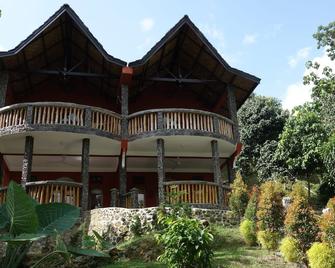Hotel Orangutan - Bohorok - Building