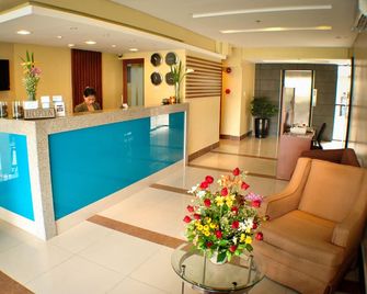 Fersal Hotel Kalayaan - Quezon City - Vastaanotto