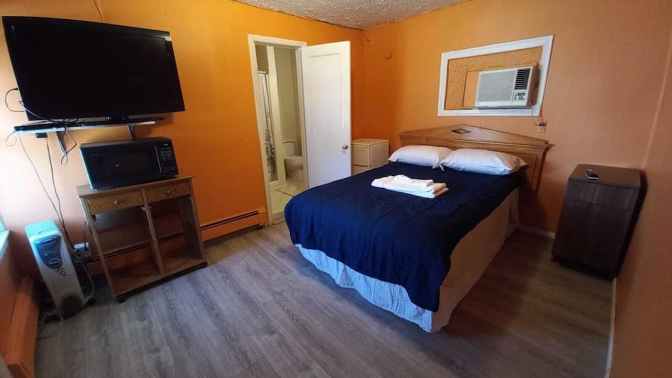 Pillow Talk Motel