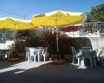 Studios Cosmopolitan - Pyrgi Thermis - Patio