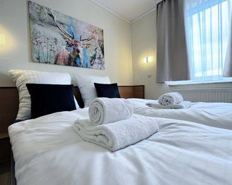 Regiohotel Salzland Schönebeck - #autobahna14 #toppreisleistung #freeparking #wallbox - Schönebeck - Habitación