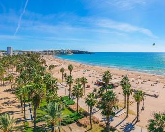 Apartment Formentor II by Interhome - Salou - Plaża