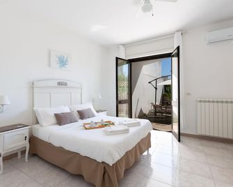 Biancaleuca Rooms & Suite - Leuca - Slaapkamer