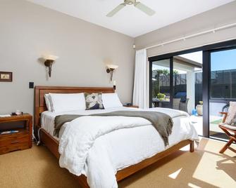 Tuscan Retreat Bed & Breakfast - Adults Only - Papamoa - Bedroom