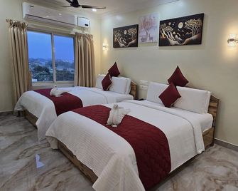 Hotel Ksr Grand - Srikalahasti