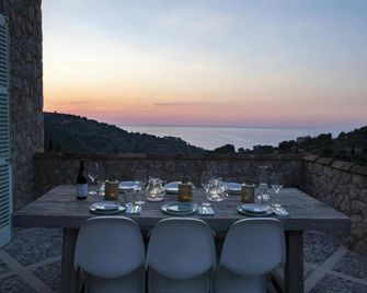 Townhouse in Deia with Sea and Mountain Views - Làng Deia - Ban công