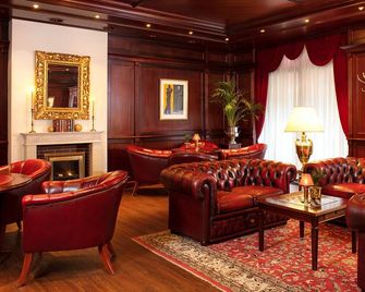 Victor's Residenz-Hotel Saarbrücken - Saarbrücken - Lounge