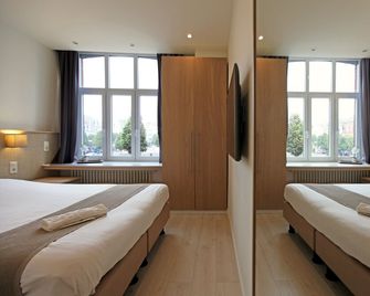 Hotel Cecil - De Panne - Bedroom