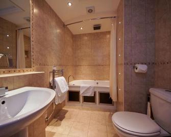 Best Western York House Hotel - Eastbourne - Bathroom