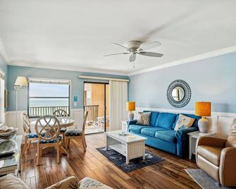 Emerald Isle 401 - Premier - St. Petersburg - Oturma odası