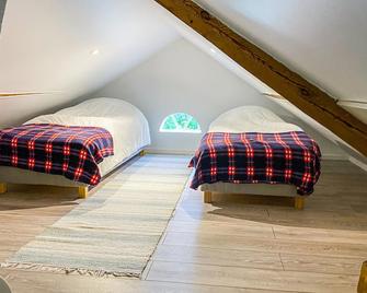 Amazing Home In Tjällmo - Finspång