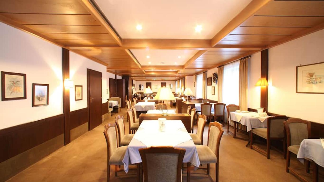 Hotel-Landgasthof Schuster