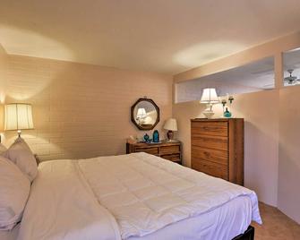 Green Valley Townhome with Resort Amenities! - Green Valley - Bedroom