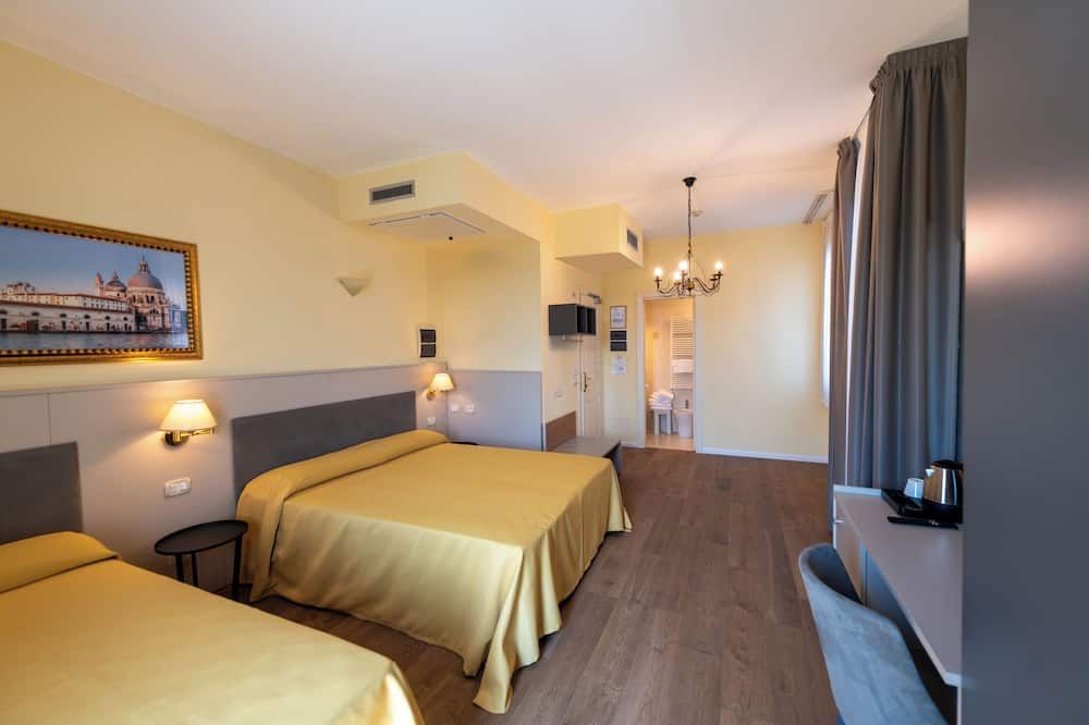 هوتل أمباشياتا فينيسي