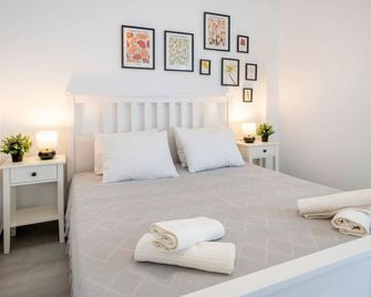 Waves of Mastichari Apartments - Mastichari - Schlafzimmer