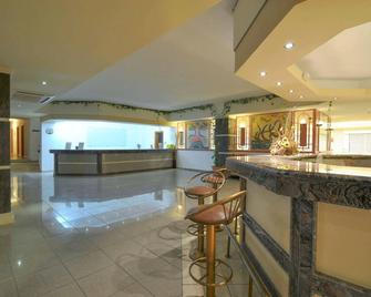 Blue Sea Island - Kolympia - Recepción