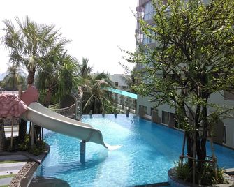 Long Beach Cha-am Hotel - Ча-Ам - Басейн