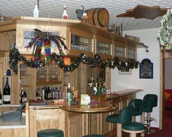 Land-Gut-Hotel Schweigener Hof - Gleiszellen Gleishorbach - Bar