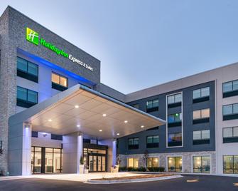Holiday Inn Express & Suites Romeoville - Joliet North - Romeoville - Building