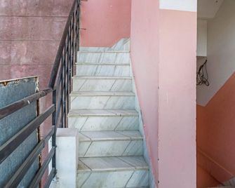 Rukkmani Guest House - Jodhpur - Escalier