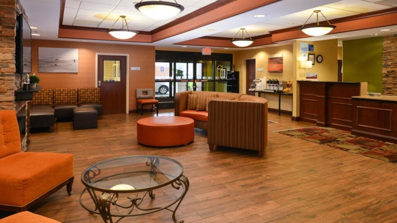 Holiday Inn Express & Suites Dayton-Centerville