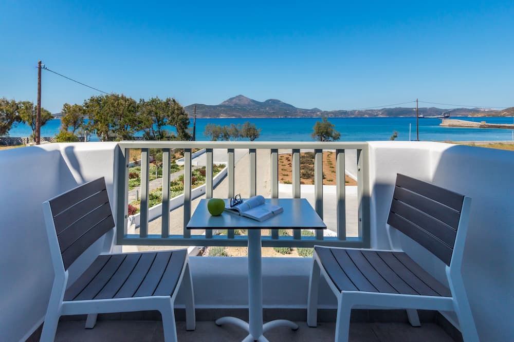 أوليا باي هوتل