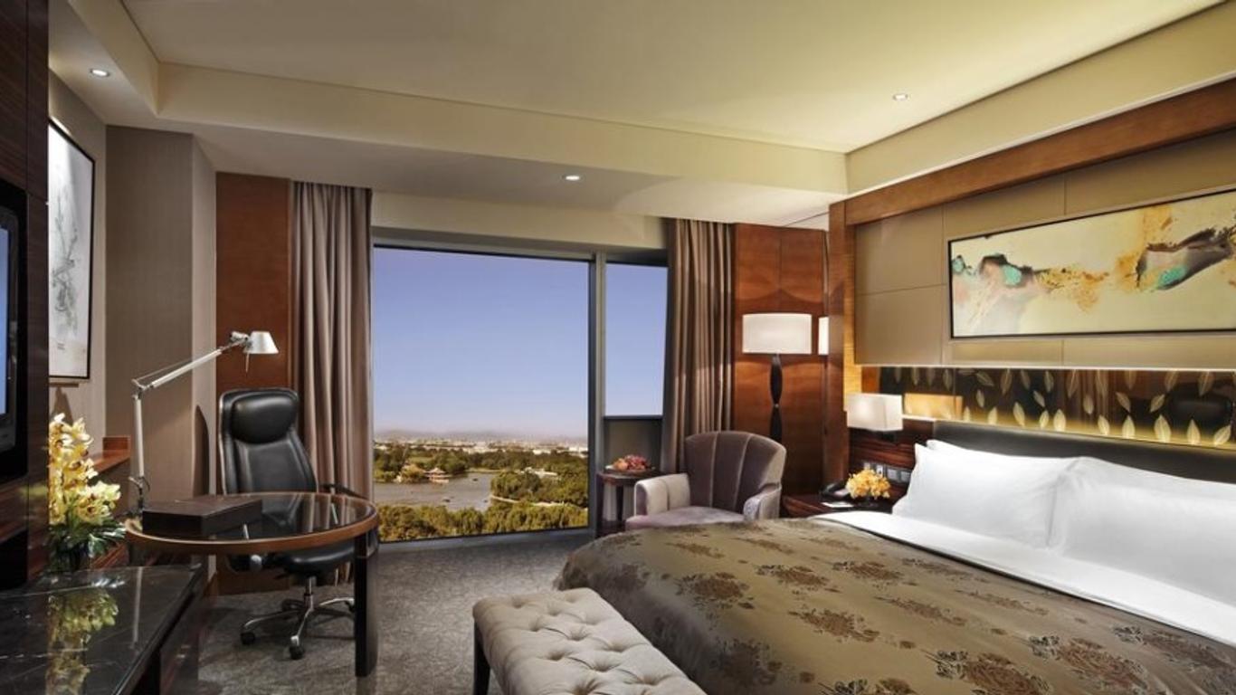 Lake View Hotel